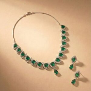 Pear-Cut Teardrop Halo Jewelry Set (Green)