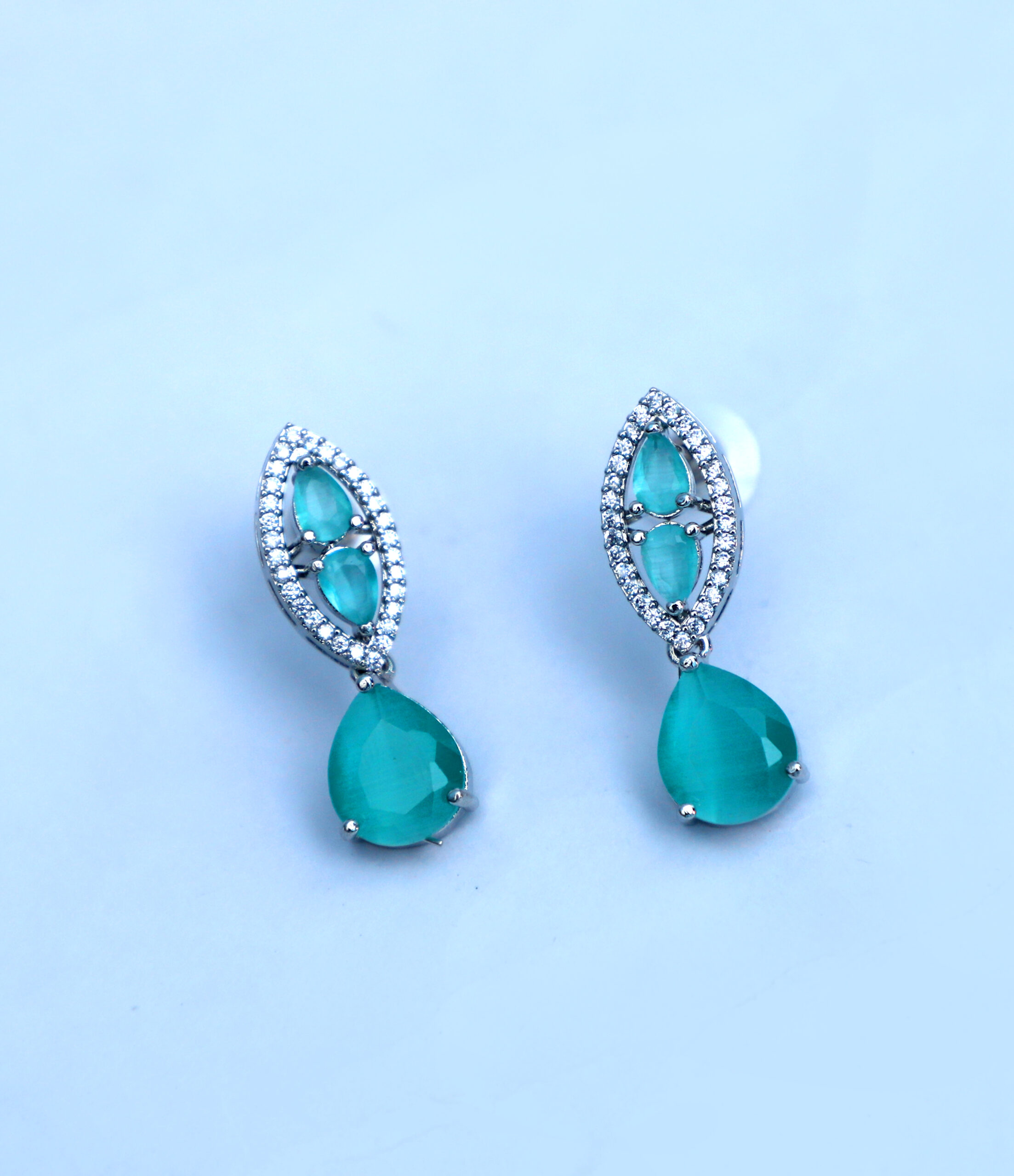 Classic(Green) Stone Necklace Set For Special Occasions - Image 2