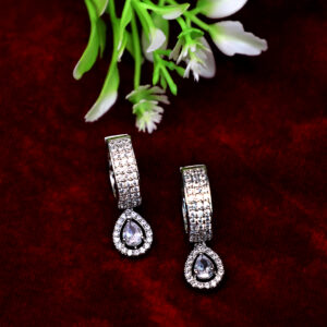 Vintage-Style Emerald White Teardrop Earrings - Bridal & Prom Jewelry